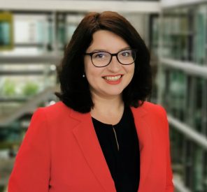 Dr. Diana Radovan